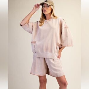 Easel short set, light cinnamon color, M